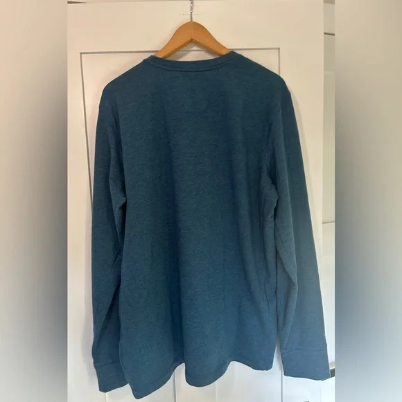 The North Face Men's Blue 
Long Sleeve Shirt - Picture 2 of 4